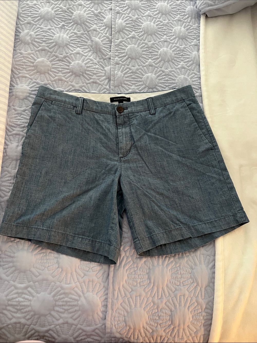 Banana Republic womens Chambray Blue Flat-Front Shorts